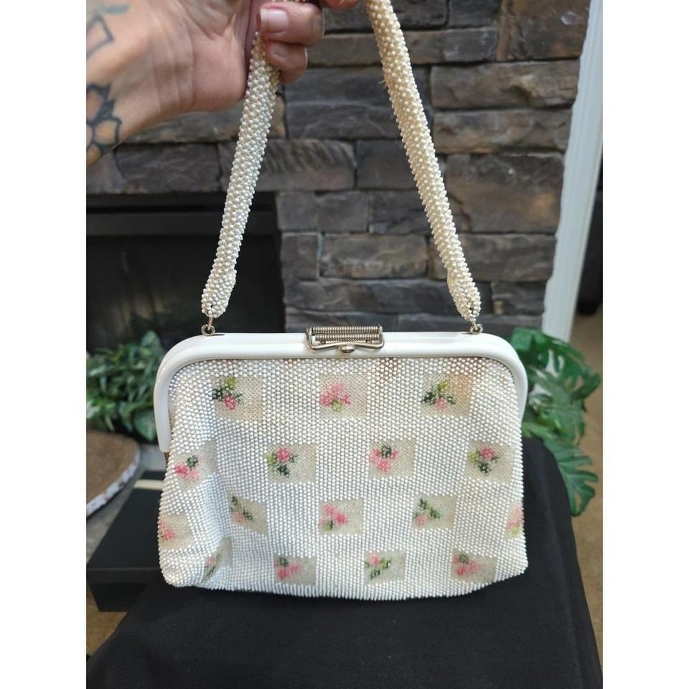 Beaded Handbag Corde Bead White Rose Pattern Lumured Floral Roses 1950s Vintage